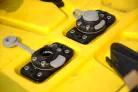 Kemény felületre rögzíthető csatlakozó talp 4 csavaros