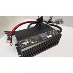 QB600E (12V50A) LiFePO4 akkumulátortöltő 